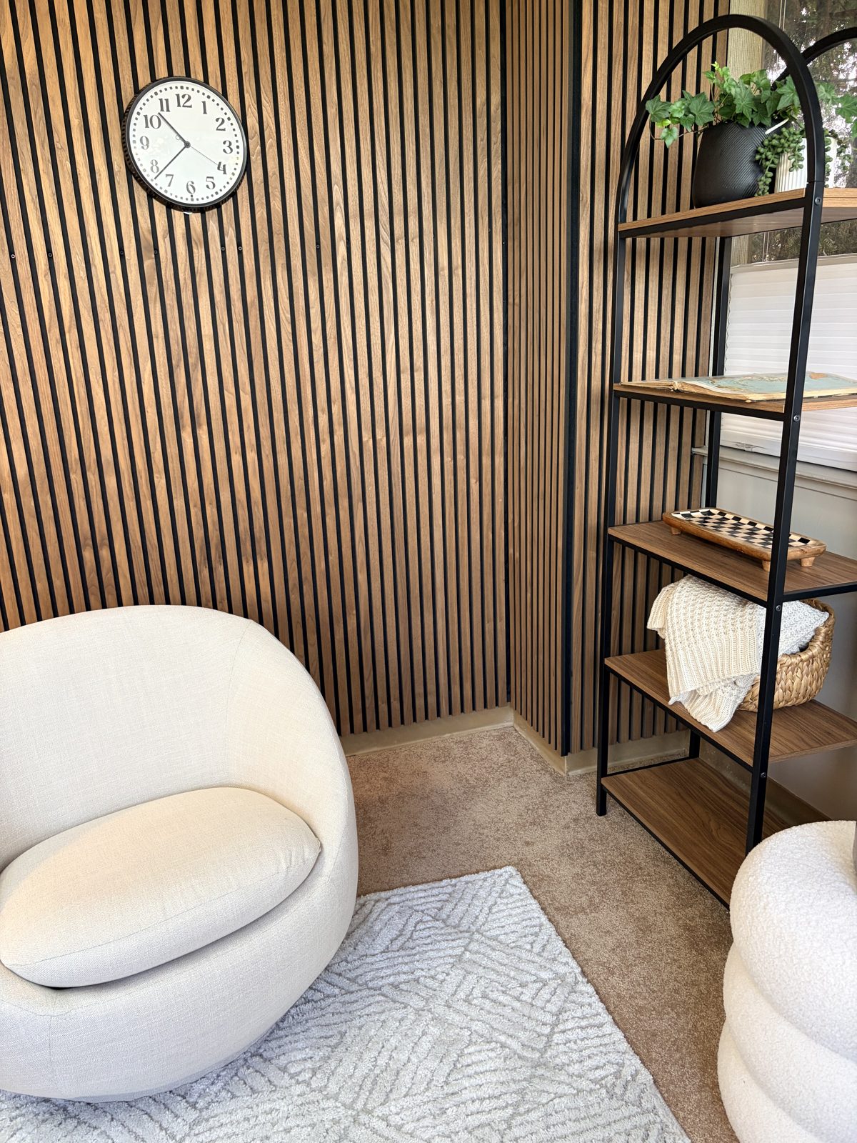 FocusRooms Room 1 — furnished therapy room with seating and shelving, Dublin CA
